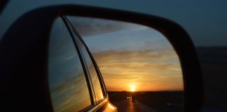 s trebuhom za kruhom